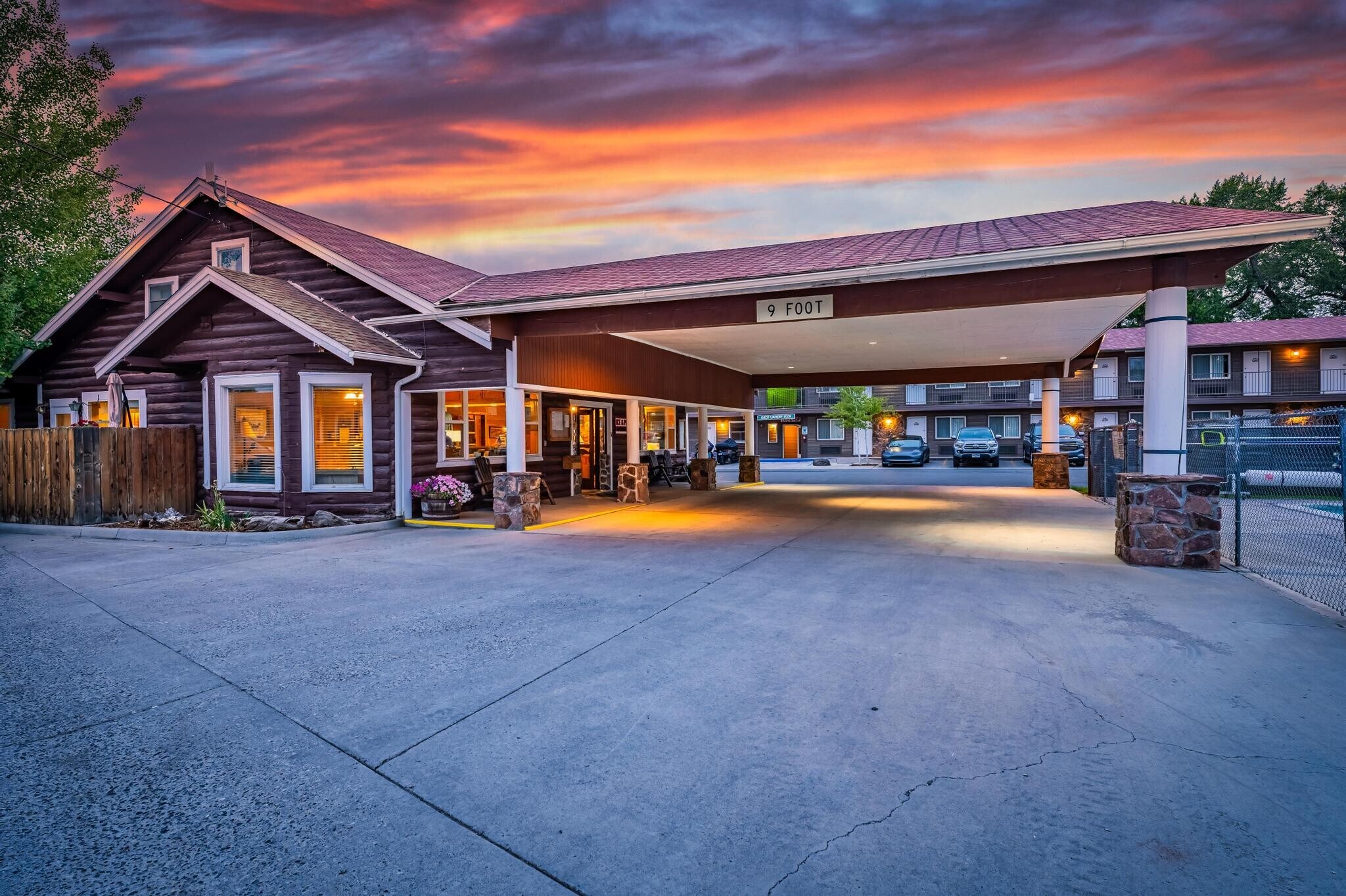 103 Ramshorn St Dubois, WY 82513 Hospitality Property for Lease on