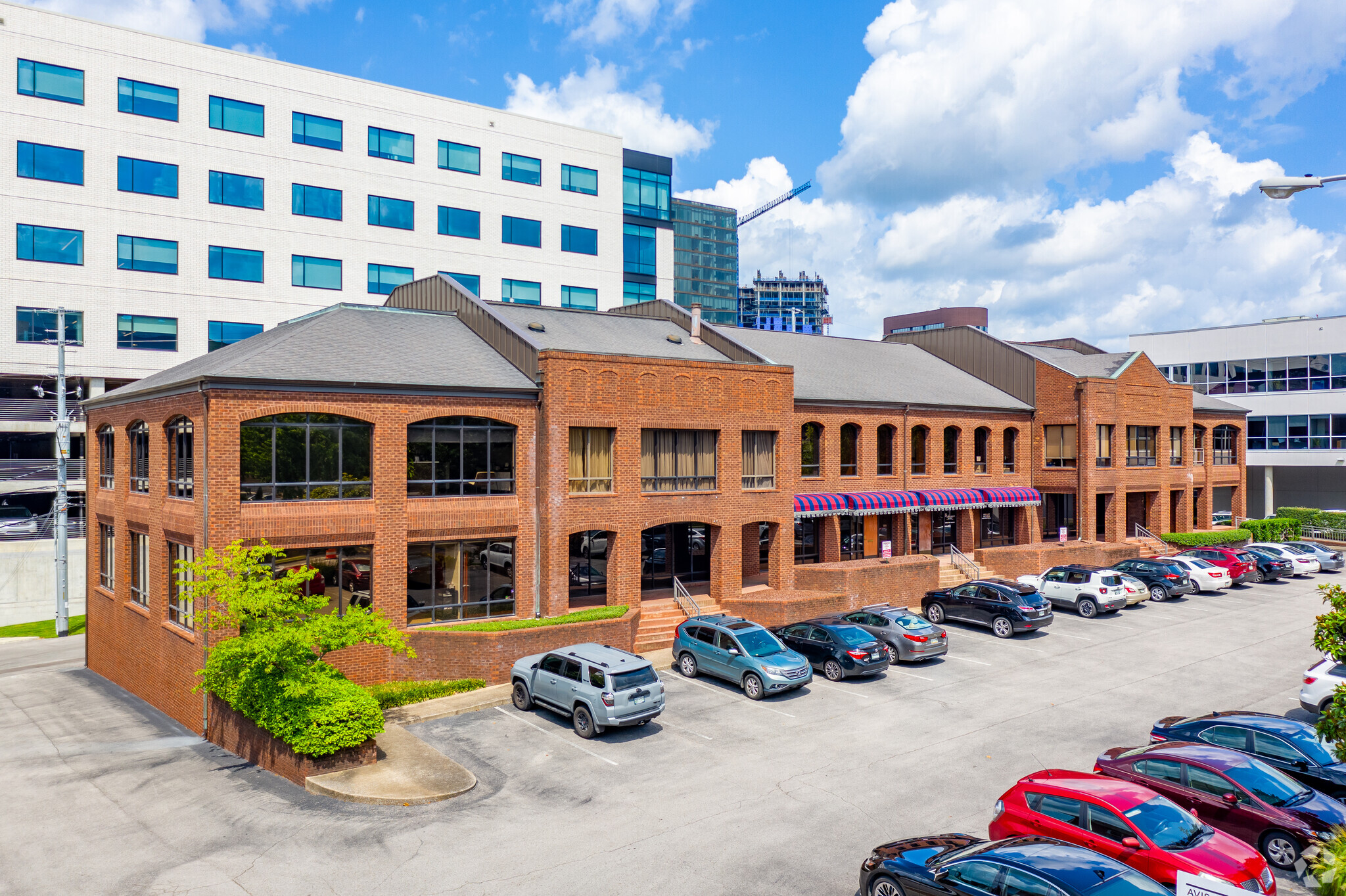 33 Music Sq W, Nashville, TN for Rent