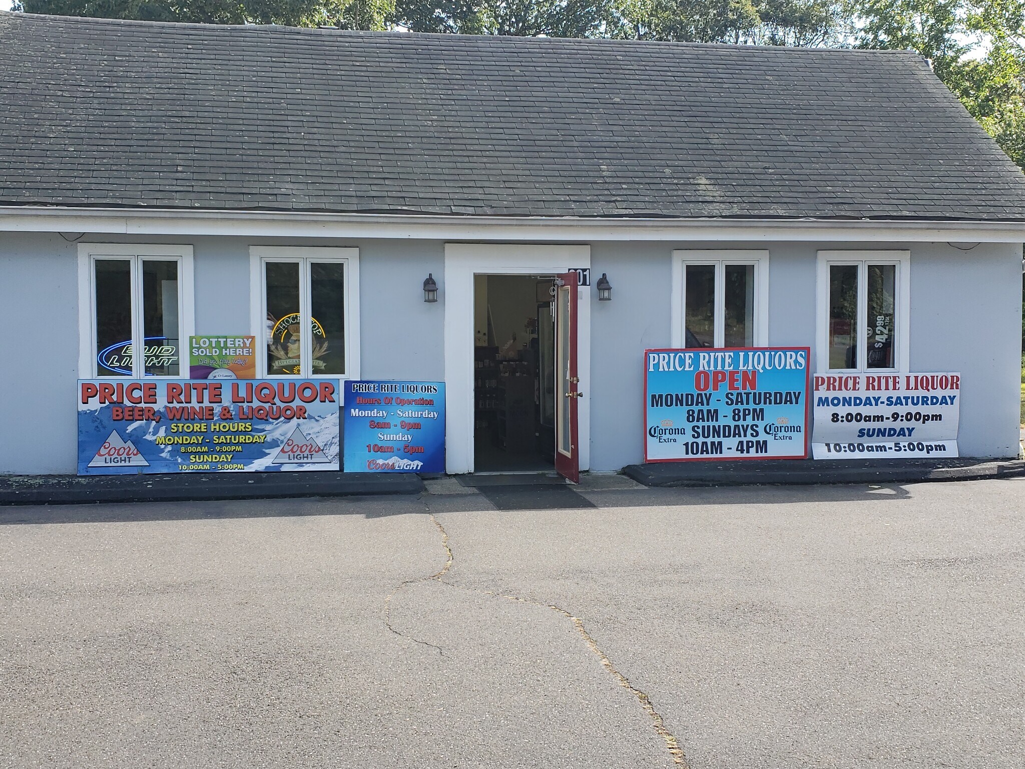 805 Terryville Ave Bristol, CT 06010 Retail Property for Lease on