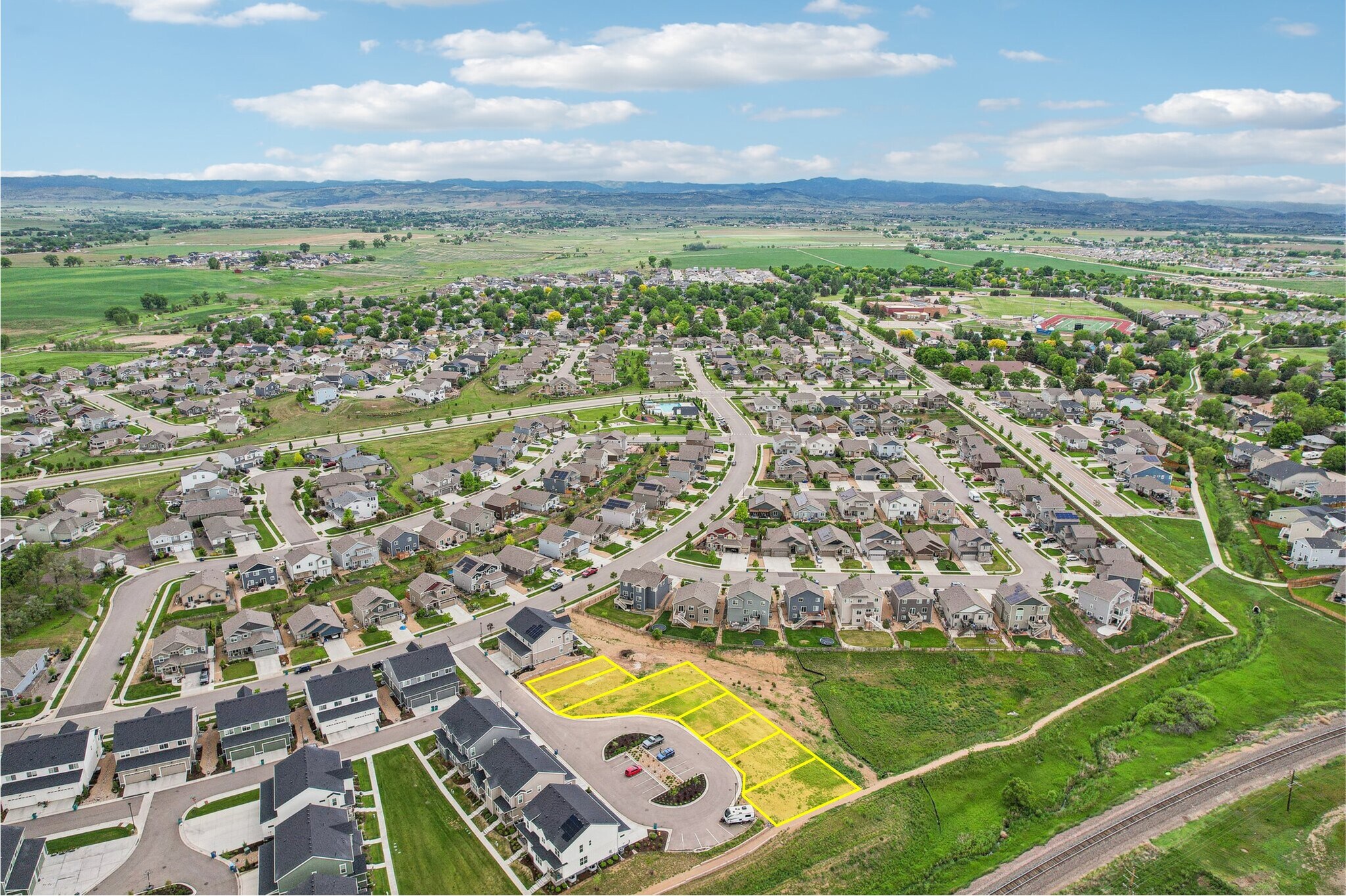 304 Gray Jay Ct, Berthoud, CO for Sale