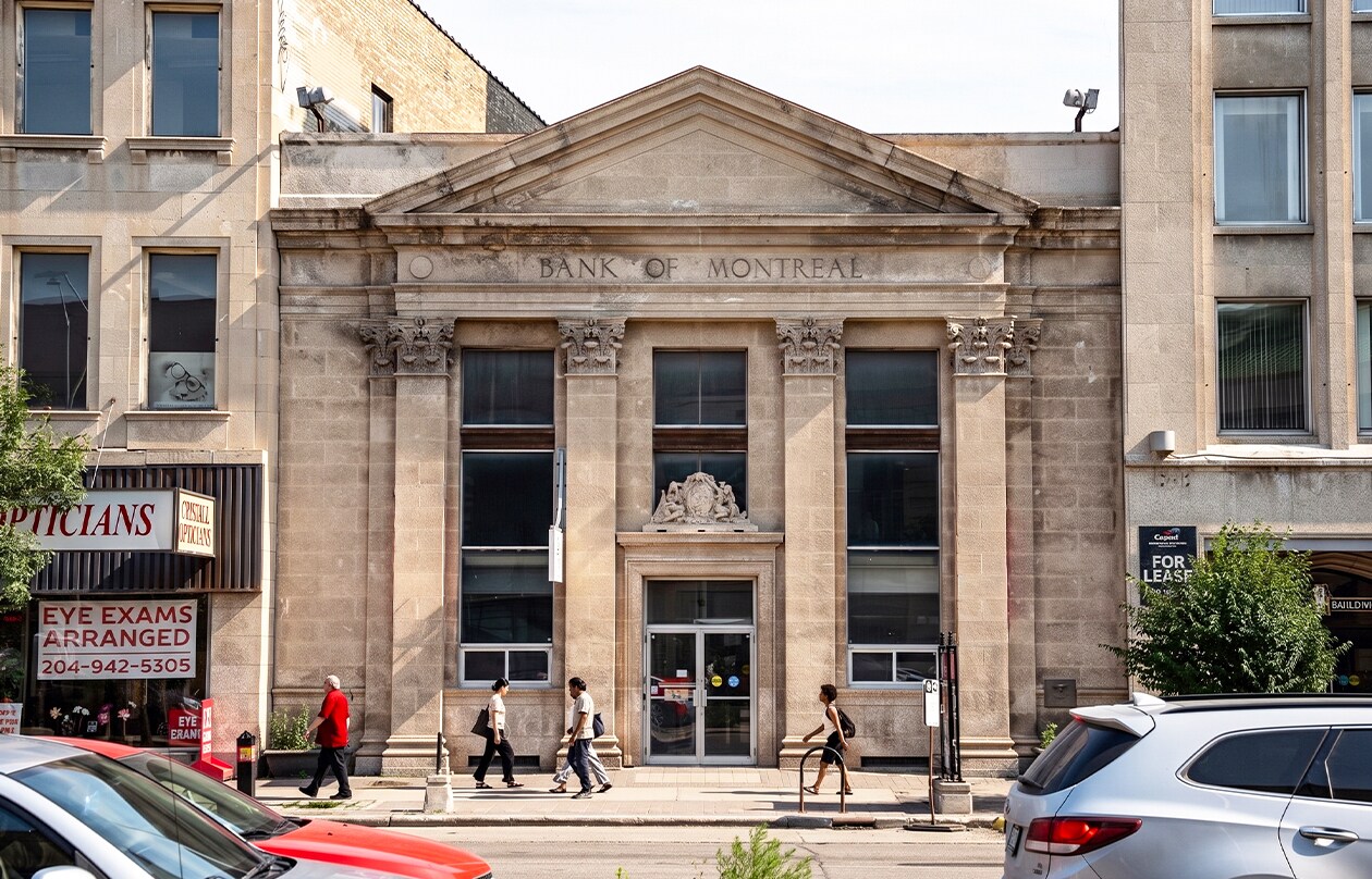426 Portage Av, Winnipeg, MB for Sale