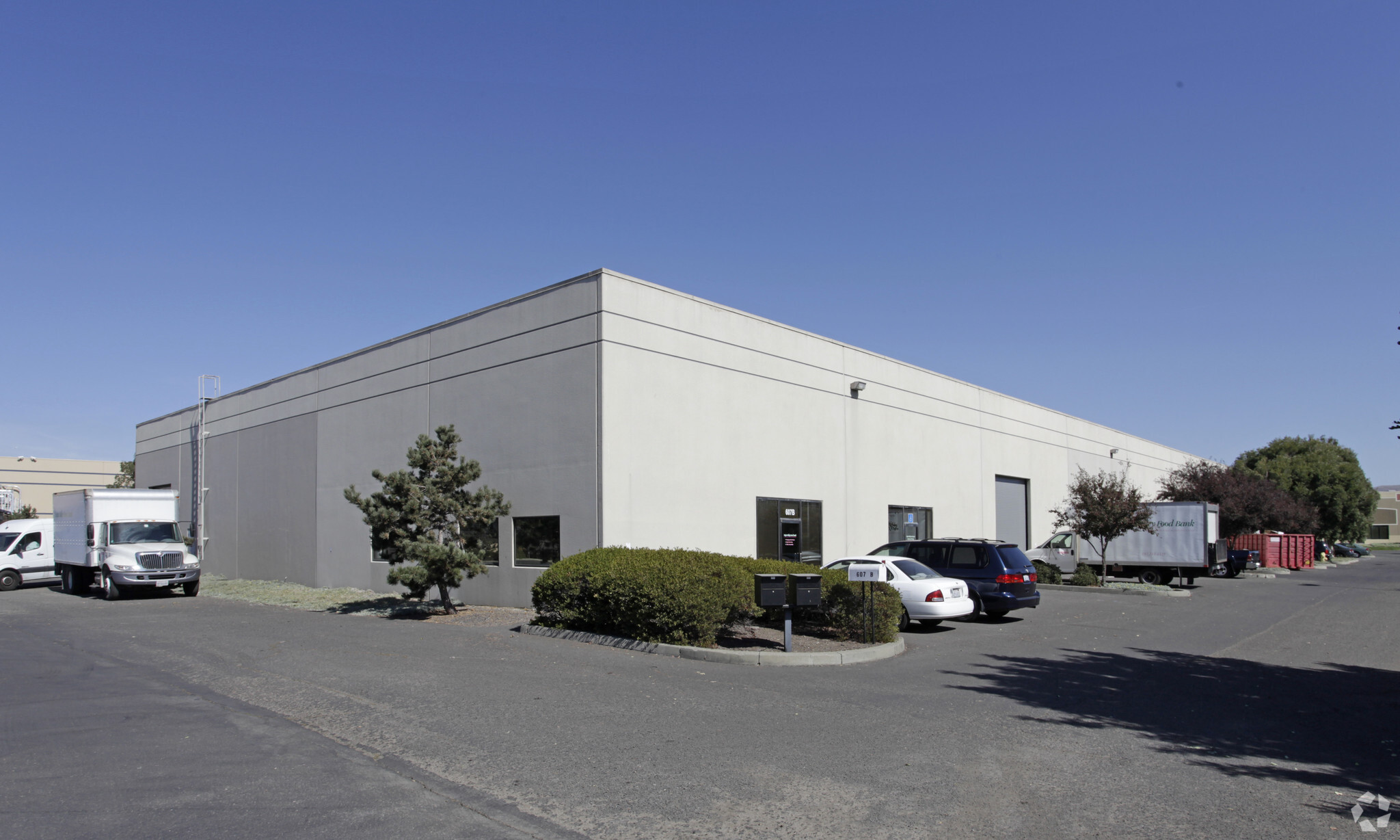 607 Airpark Rd, Napa, CA for Rent