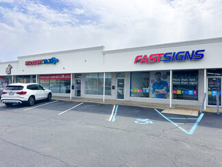 Lindenhurst, NY Storefront - 180-196 W Sunrise Hwy