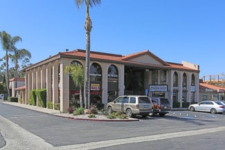 Vista, CA Retail - 985 S Santa Fe Ave