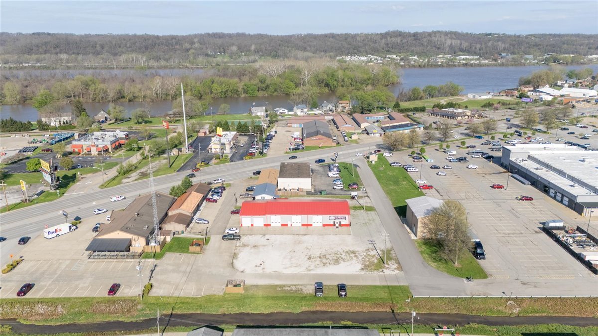 1010 10th St, Vienna, WV for Sale