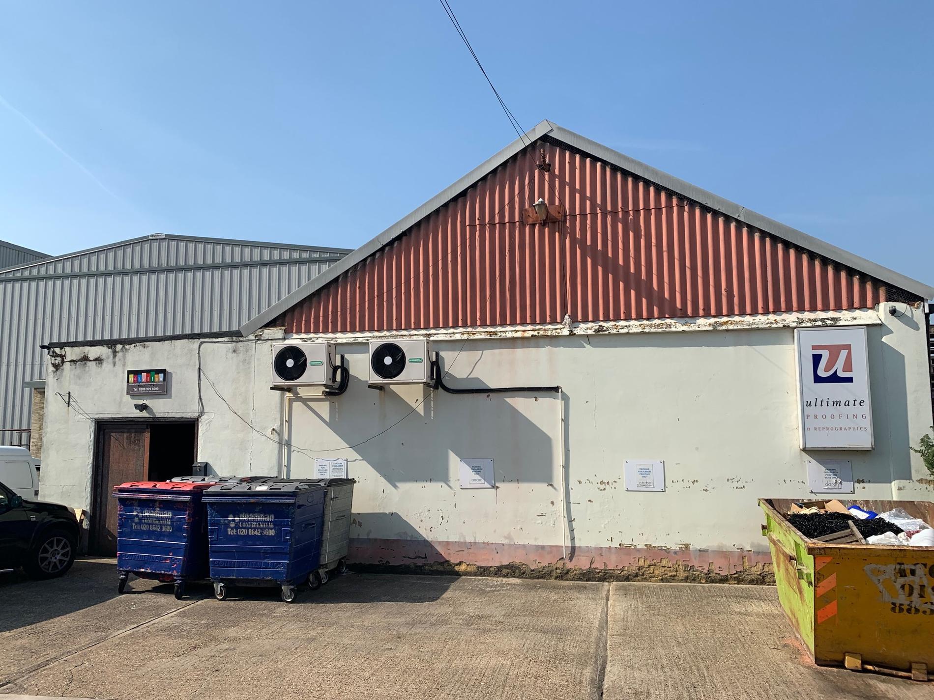 34 Island Farm Ave, West Molesey, SRY for Rent