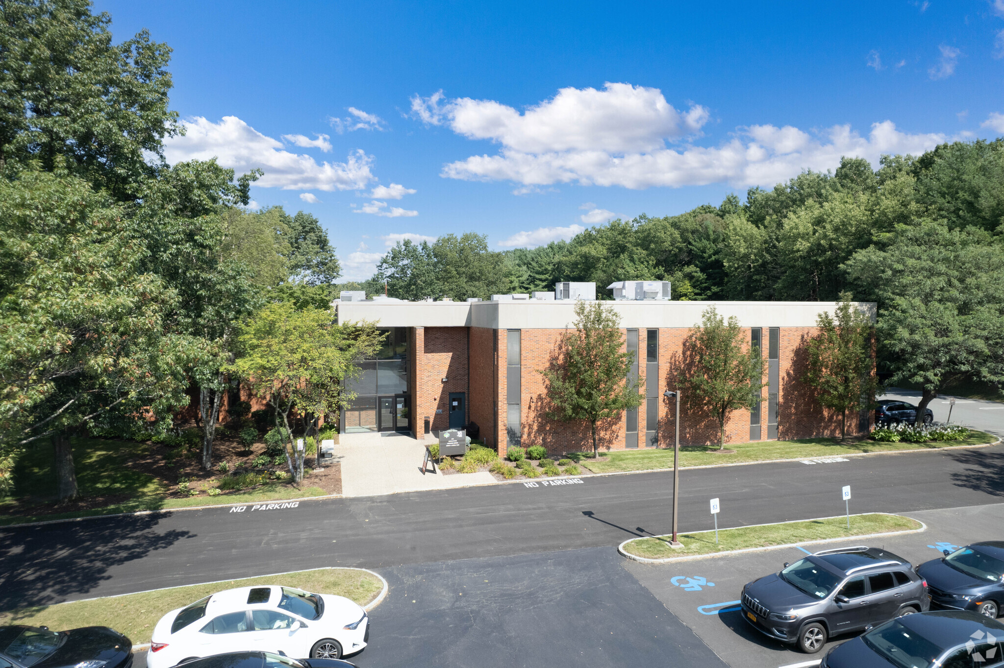 16 Corporate Woods Blvd, Albany, NY for Rent