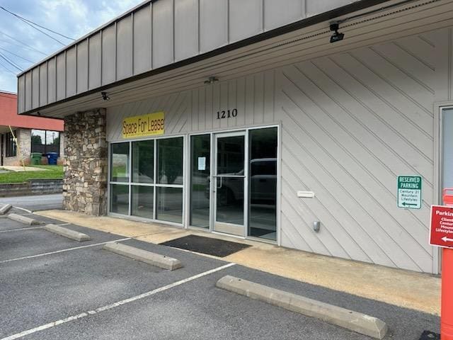 1210-1224 Hendersonville Rd, Asheville, NC for Rent