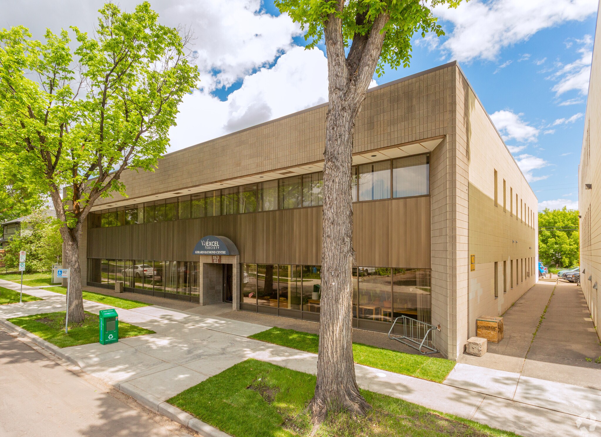 11831 123 St NW, Edmonton, AB for Sale