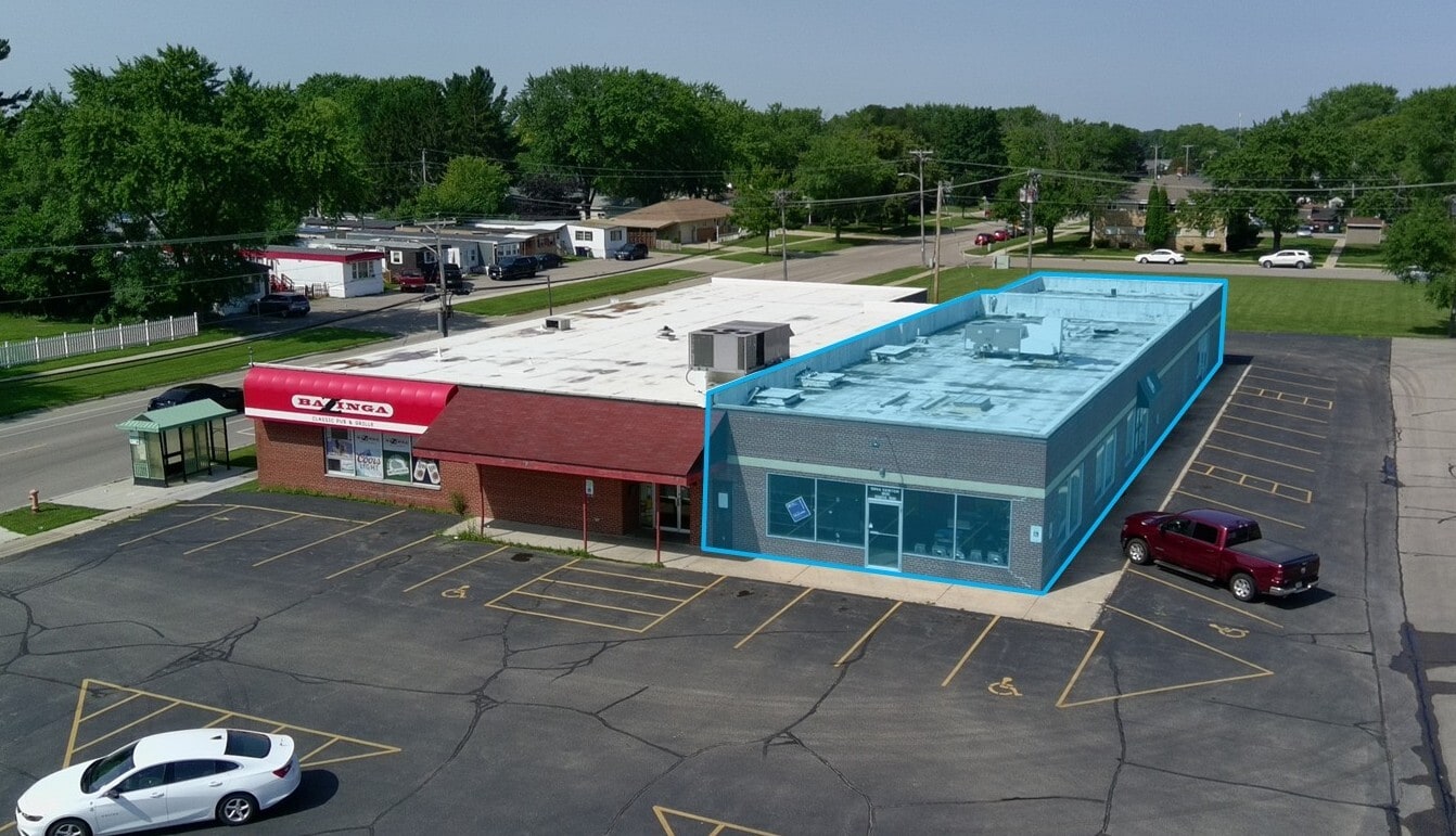 1944 Center Ave, Janesville, WI for Sale