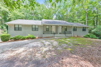 Fayetteville, GA Multi-Family - 300 S Jeff Davis Dr