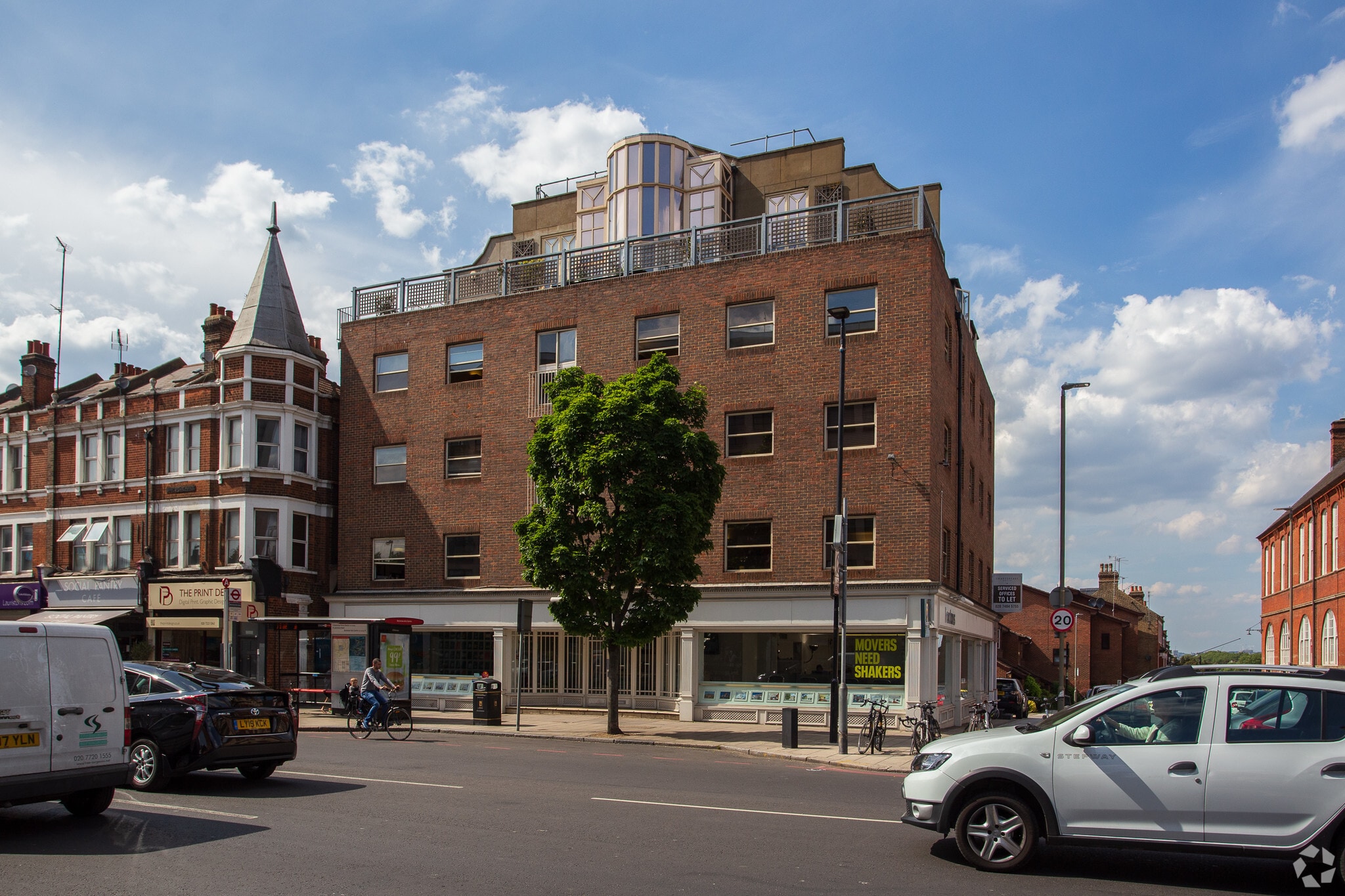 168 Lavender Hl, London, LND for Rent