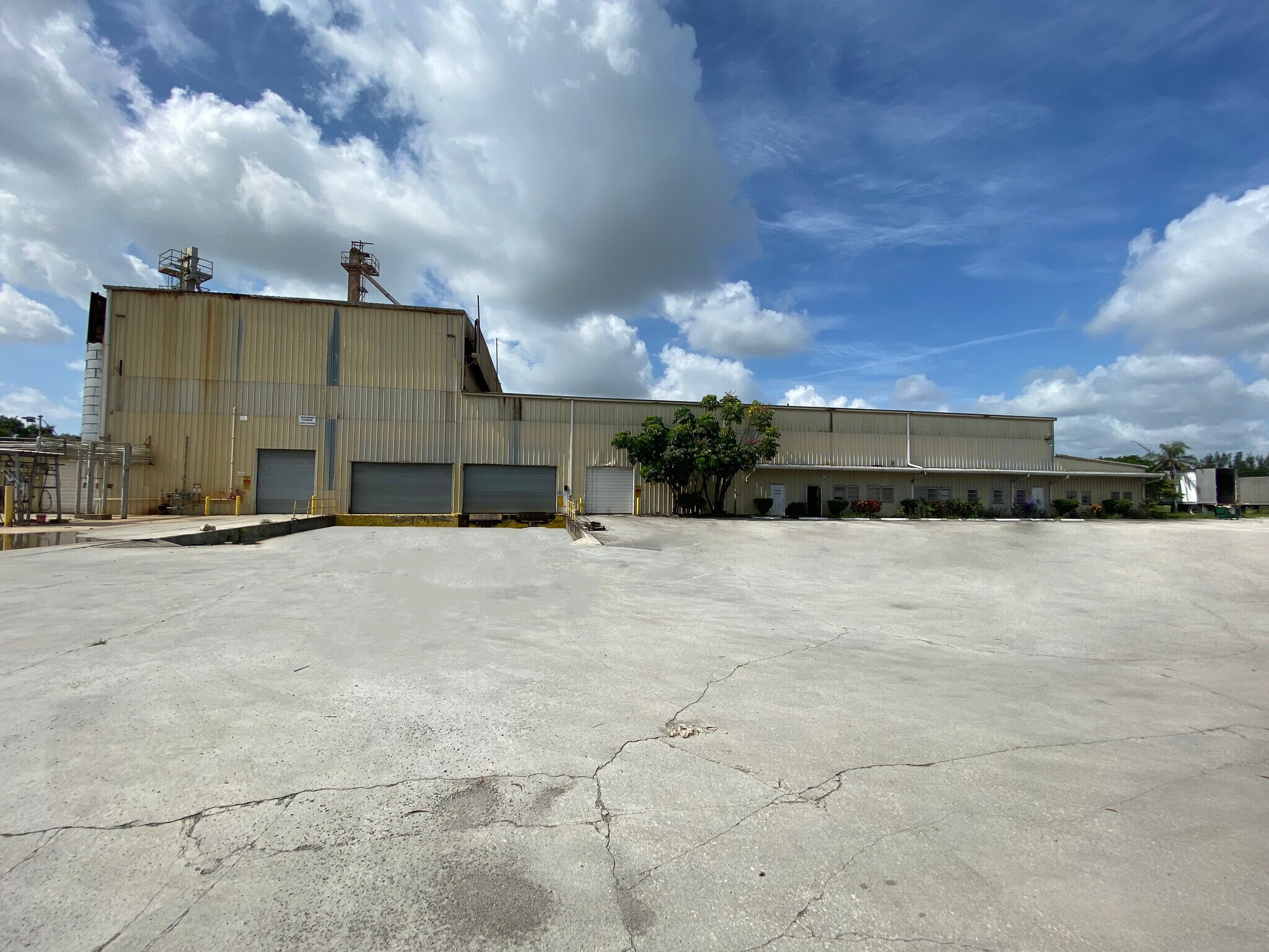 Warehouse For Rent In Pompano Beach