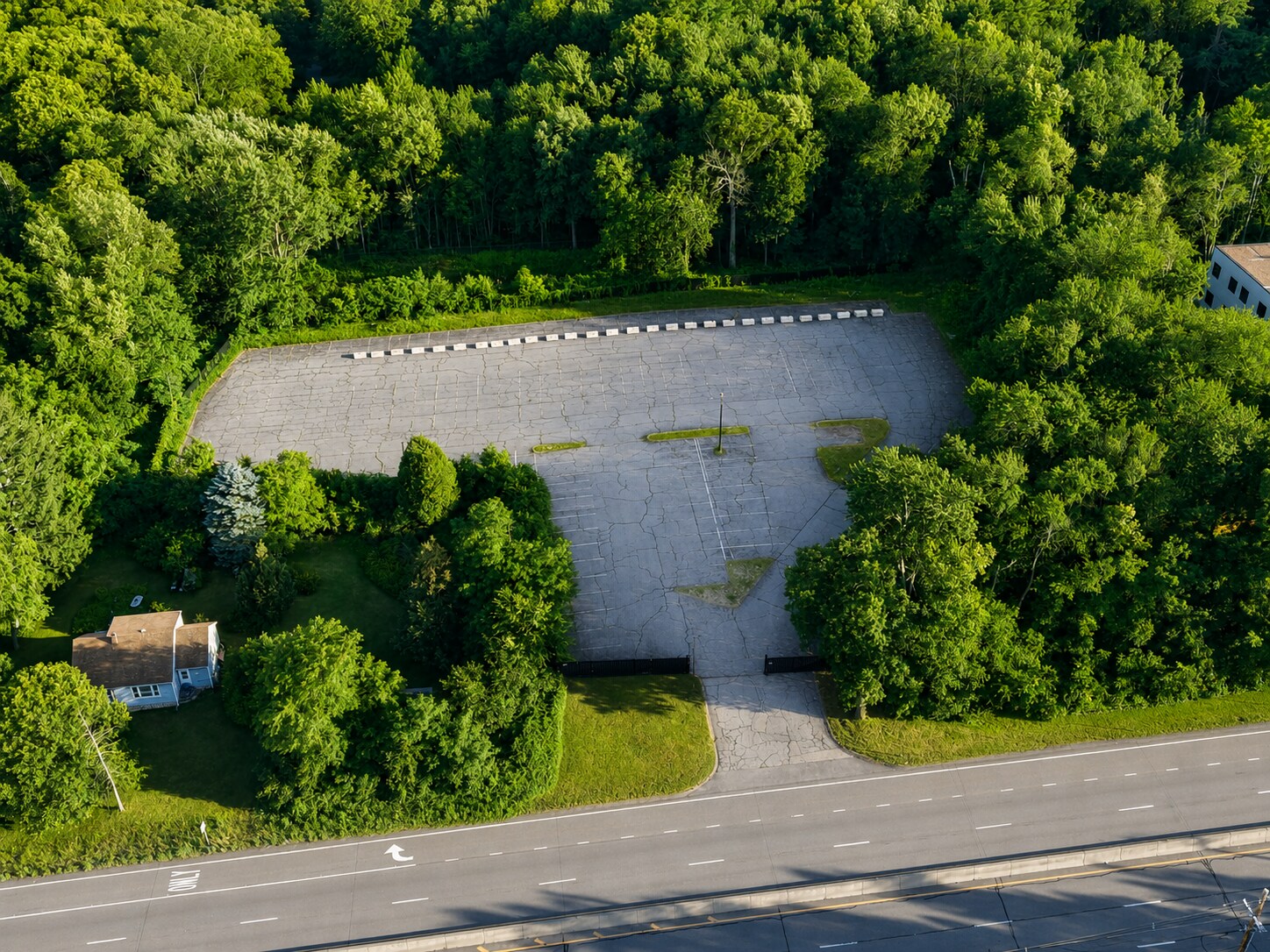 250 Turnpike Rd, Southborough, MA for Sale