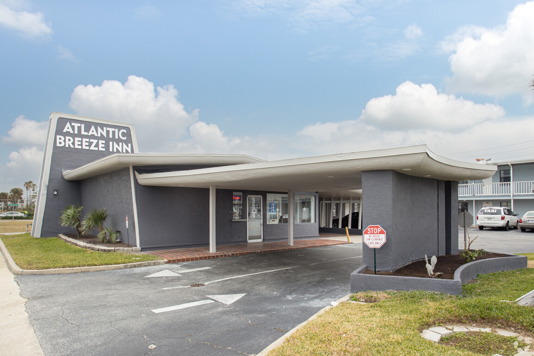 1215 N Atlantic Ave, Daytona Beach, FL for Sale