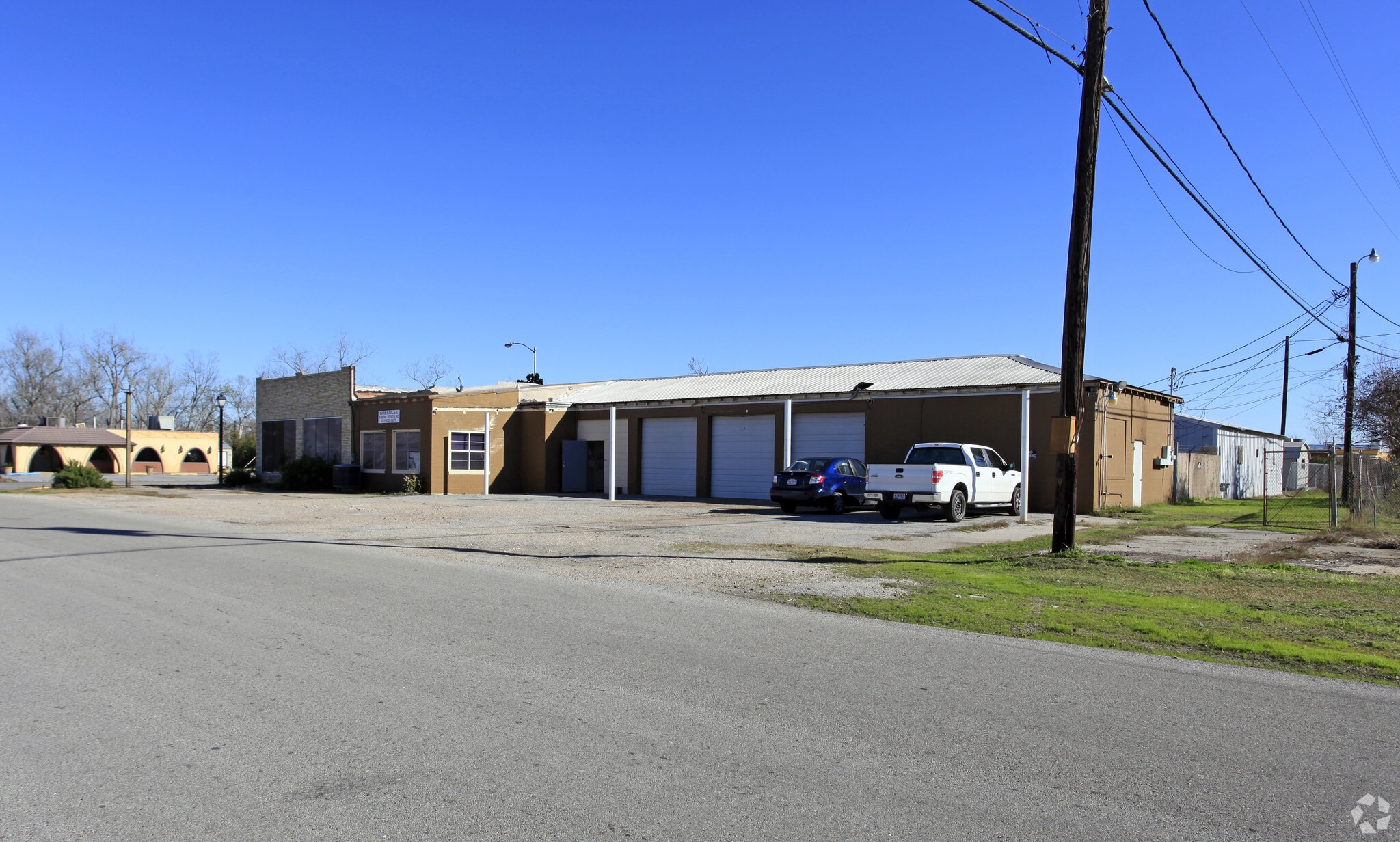 621 W Main St, La Porte, TX for Rent