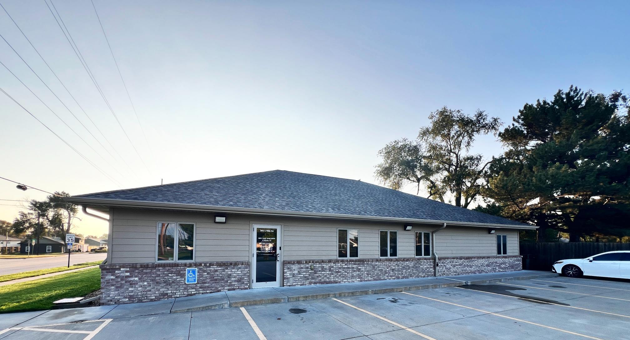 1002 E Philip Ave, North Platte, NE for Sale