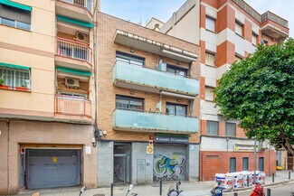 L'Hospitalet de Llobregat, BAR Apartments - 55 Carrer de Farnés