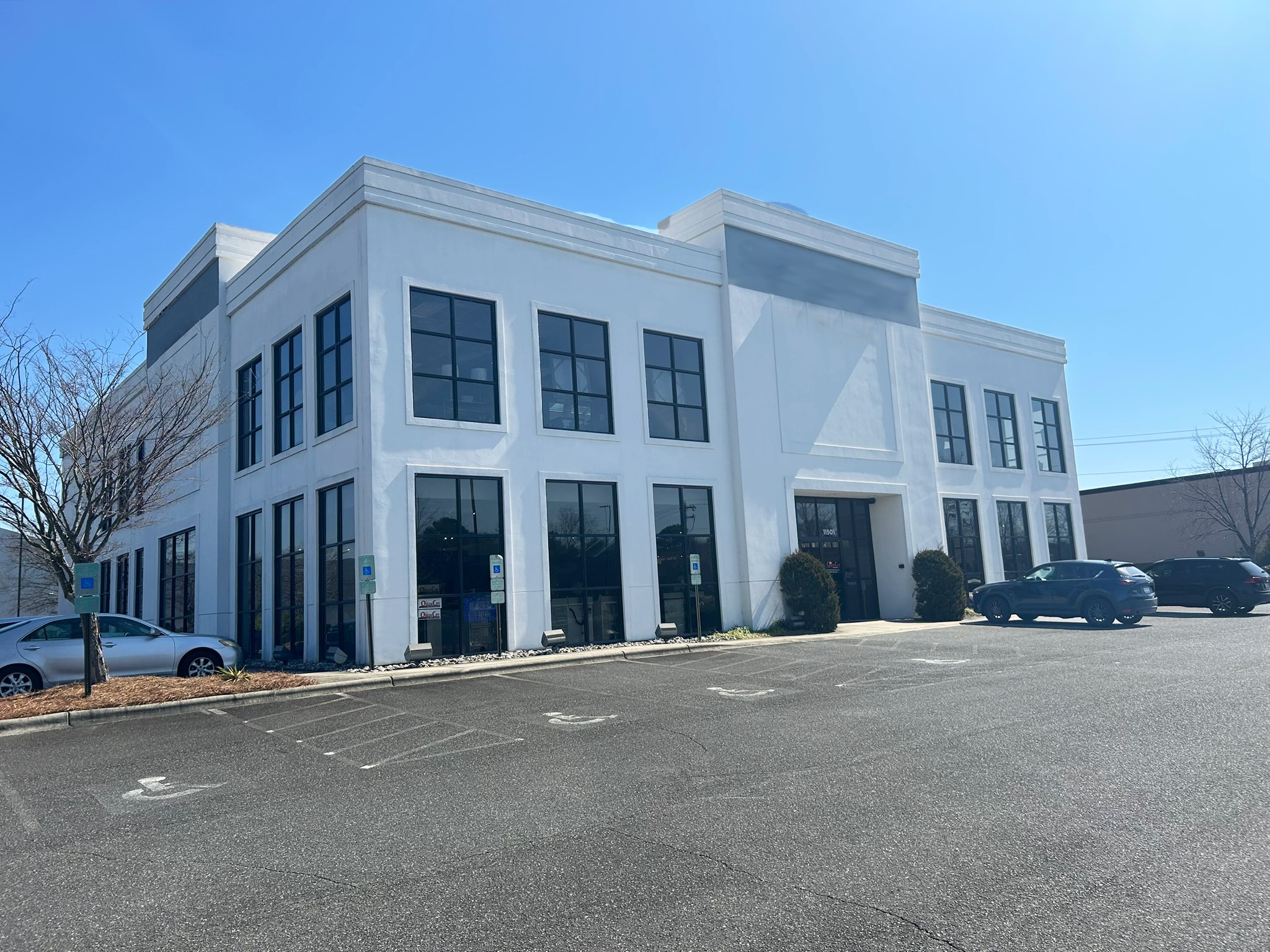 11501 Carolina Place Pky, Pineville, NC for Sale