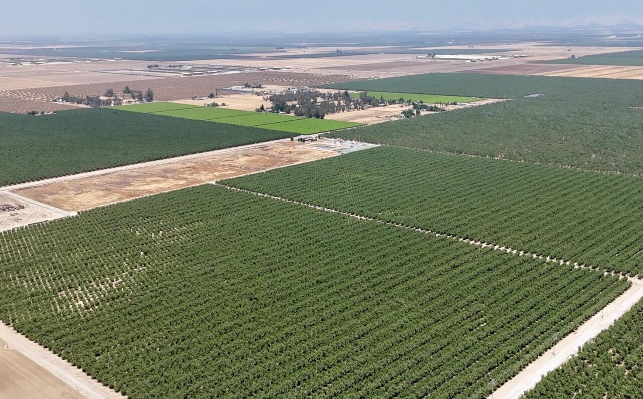 Road 140 & 80 ave, Pixley, CA for Sale