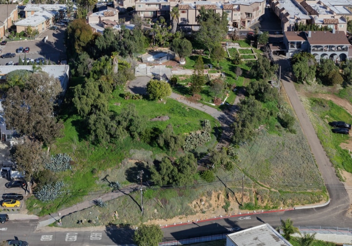 945 N Ave, National City, CA for Sale