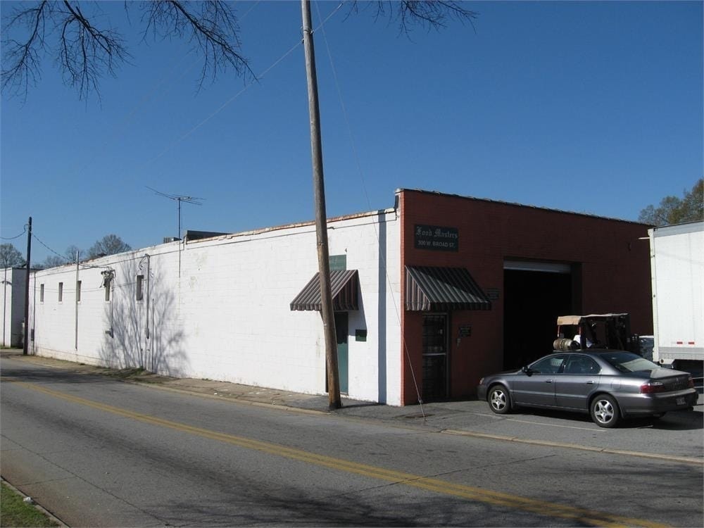 300 W Broad St, Griffin, GA for Sale