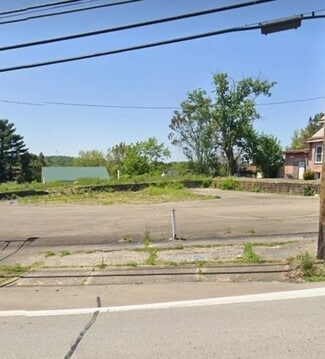 Uniontown, PA Commercial Land - 392 E Main St
