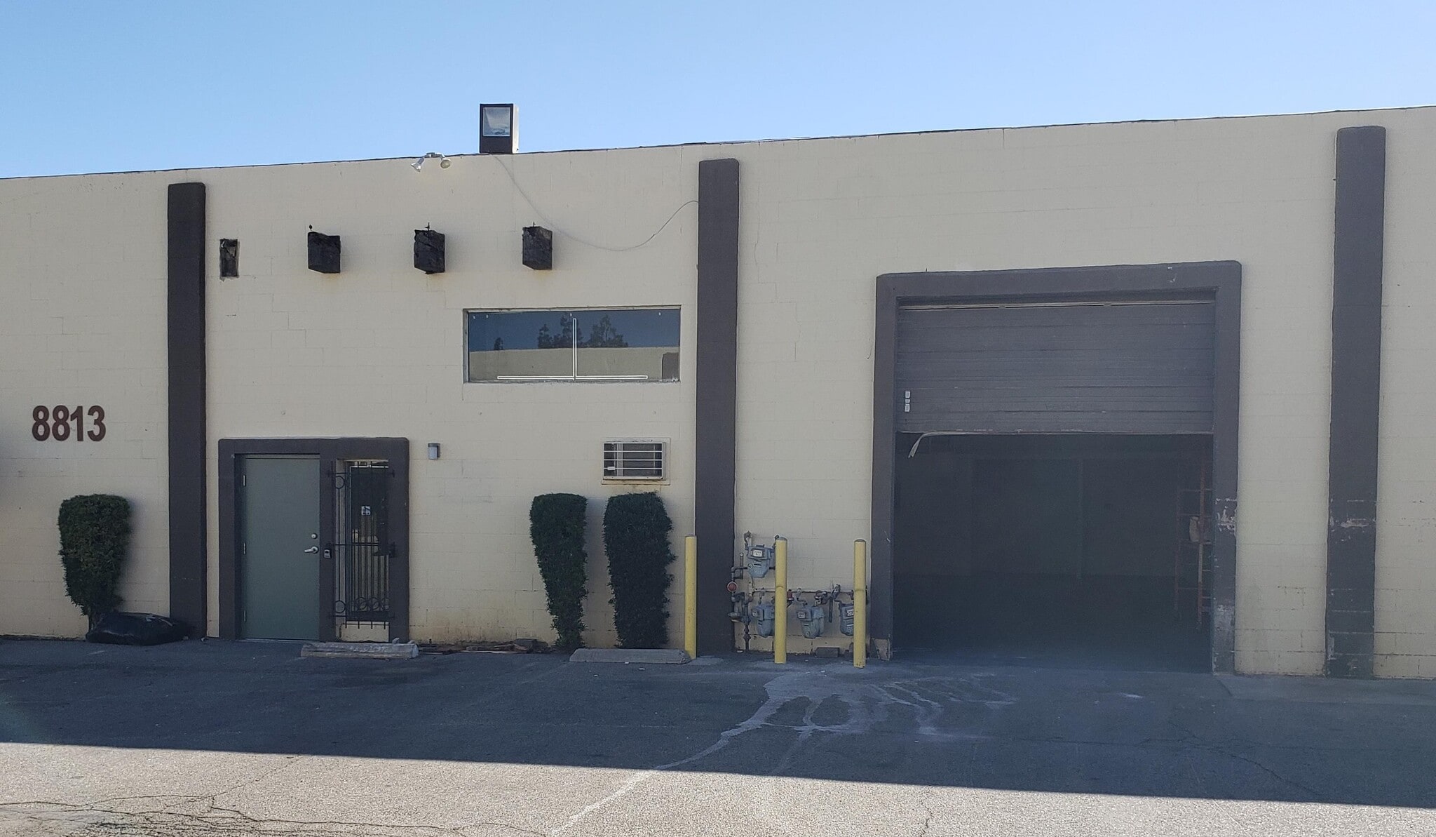 8813-8817 Shirley Ave, Northridge, CA for Rent