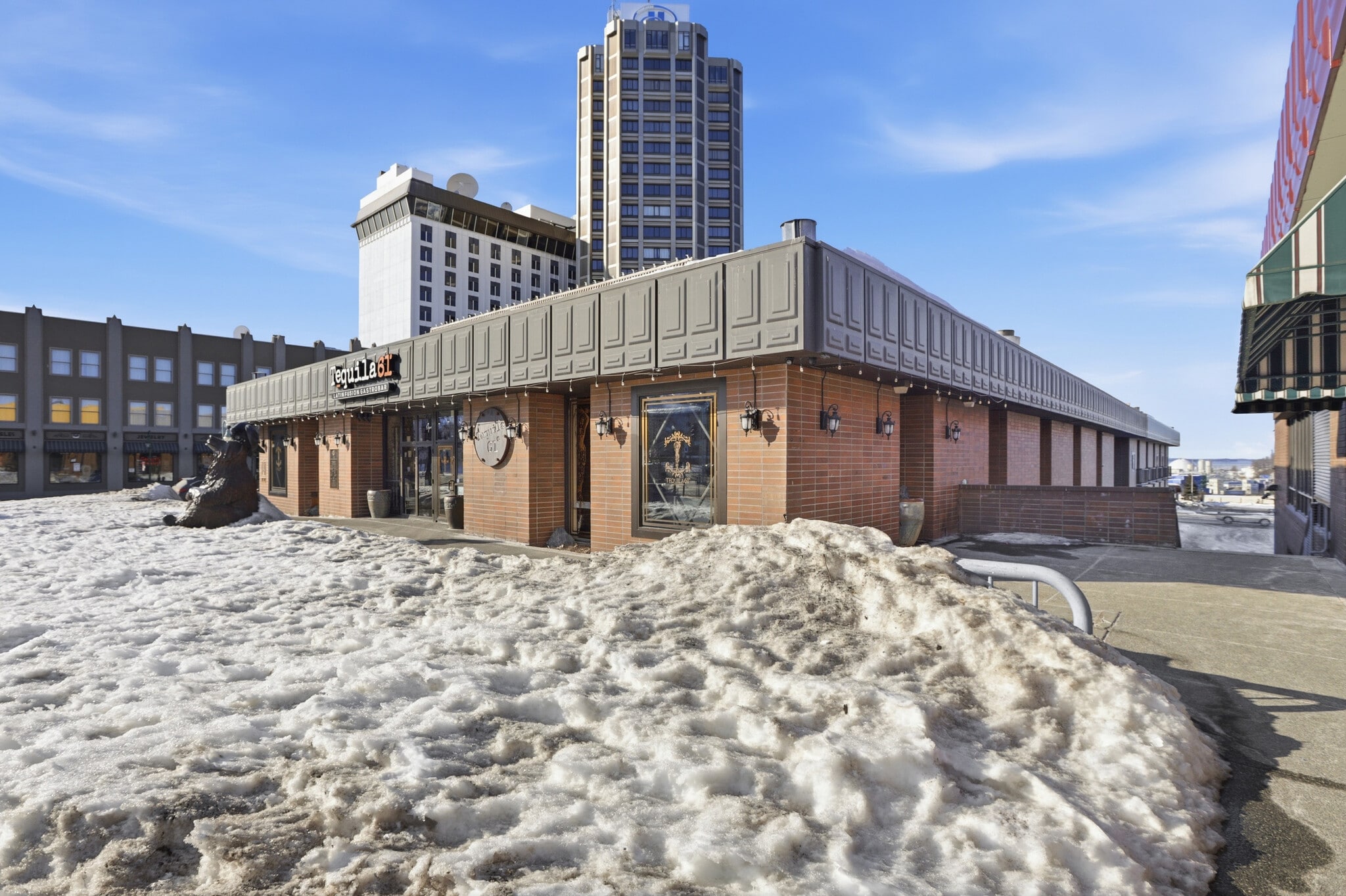 315 E St, Anchorage, AK for Sale