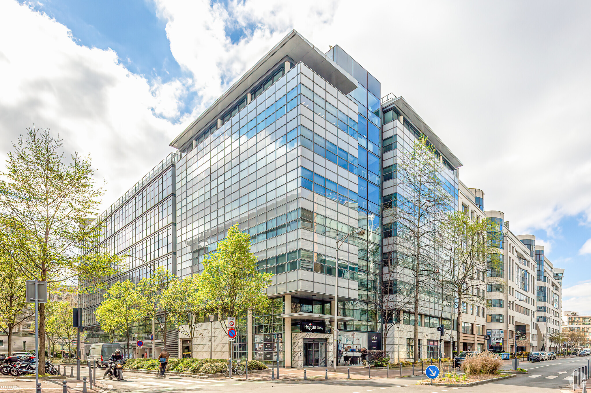 13 Rue Camille Desmoulins, Issy-les-Moulineaux, HDS for Rent