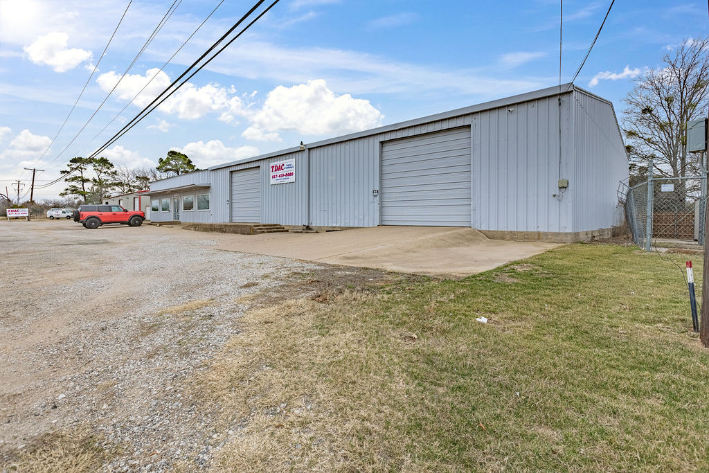 2701 N Main St, Mansfield, TX for Sale