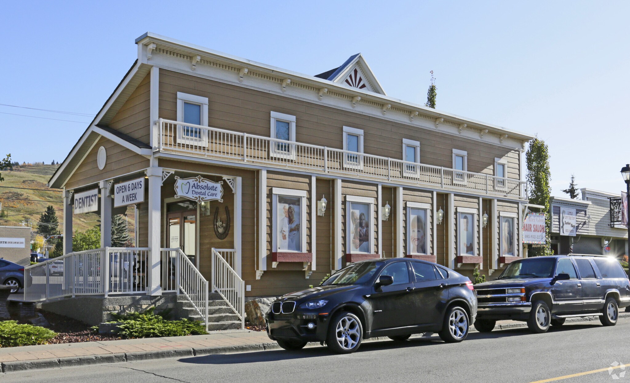 508 1st St E, Cochrane, AB for Rent