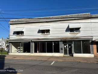 Freeland, PA Storefront Retail/Residential - 437-443 Centre Street St