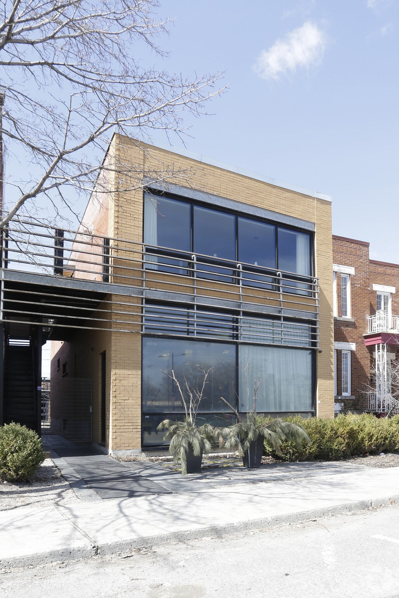 6039 Boul LaSalle, Montréal, QC for Rent