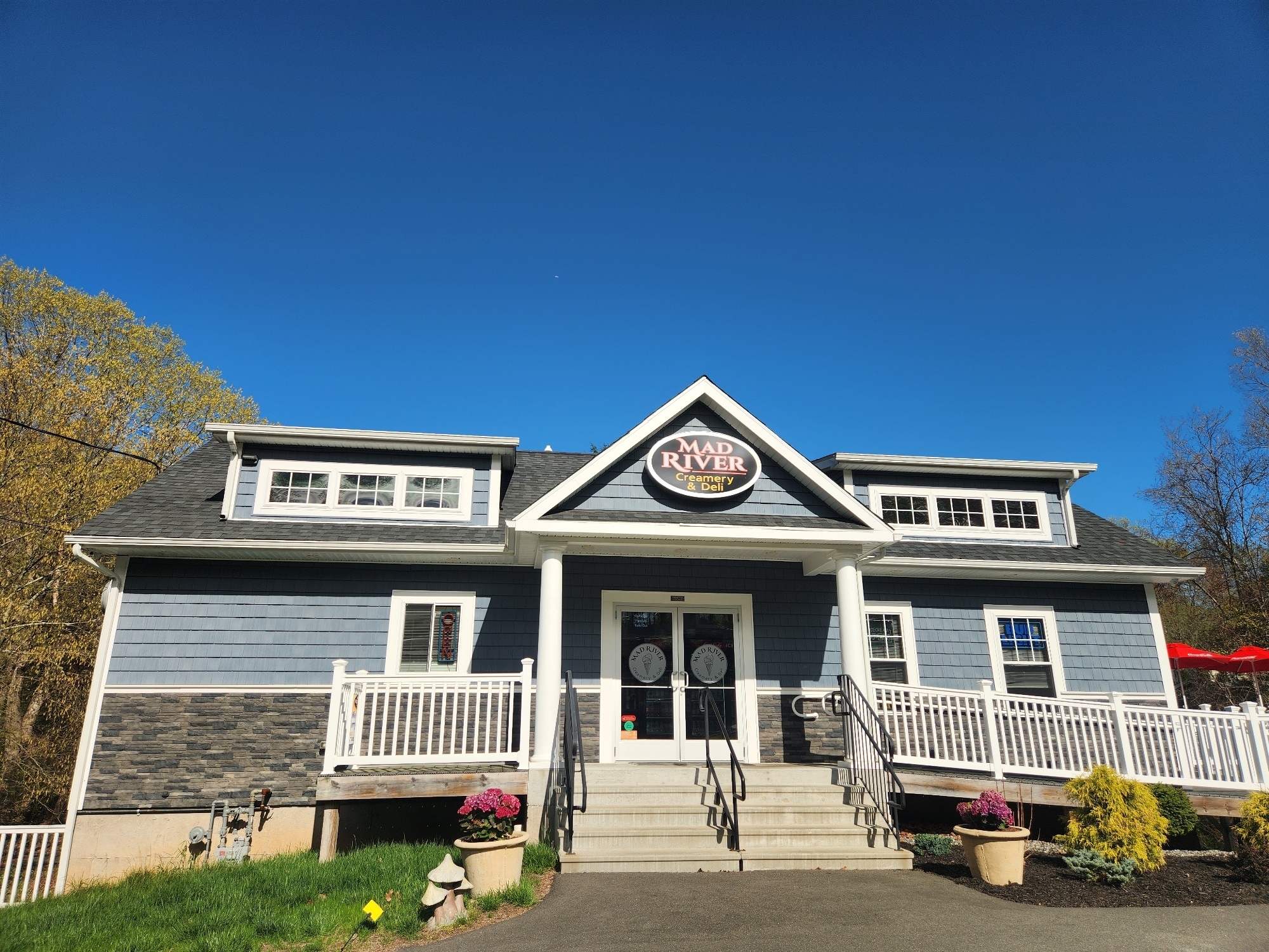 605 Wolcott Rd, Wolcott, CT for Sale