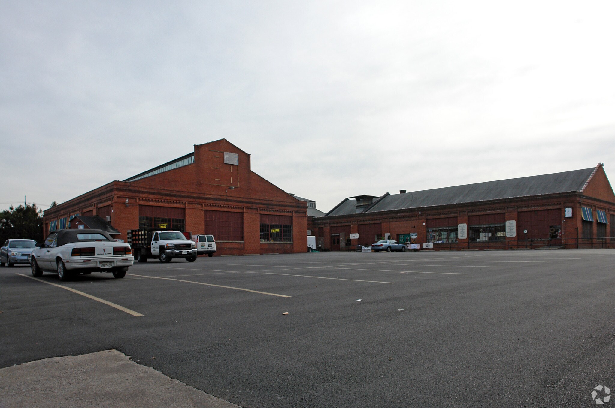 615 W King St Martinsburg, WV 25401 Industrial Property for Lease on