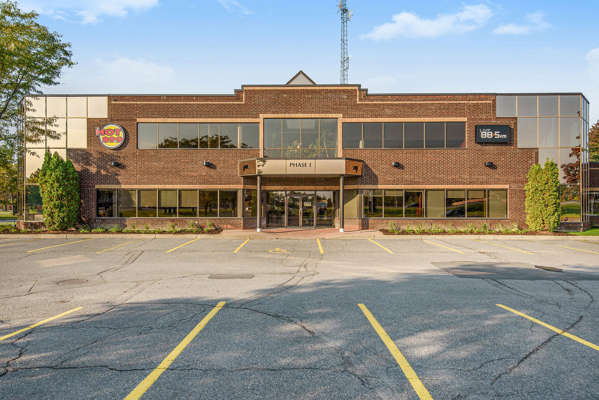 6 Antares Dr, Ottawa, ON for Rent