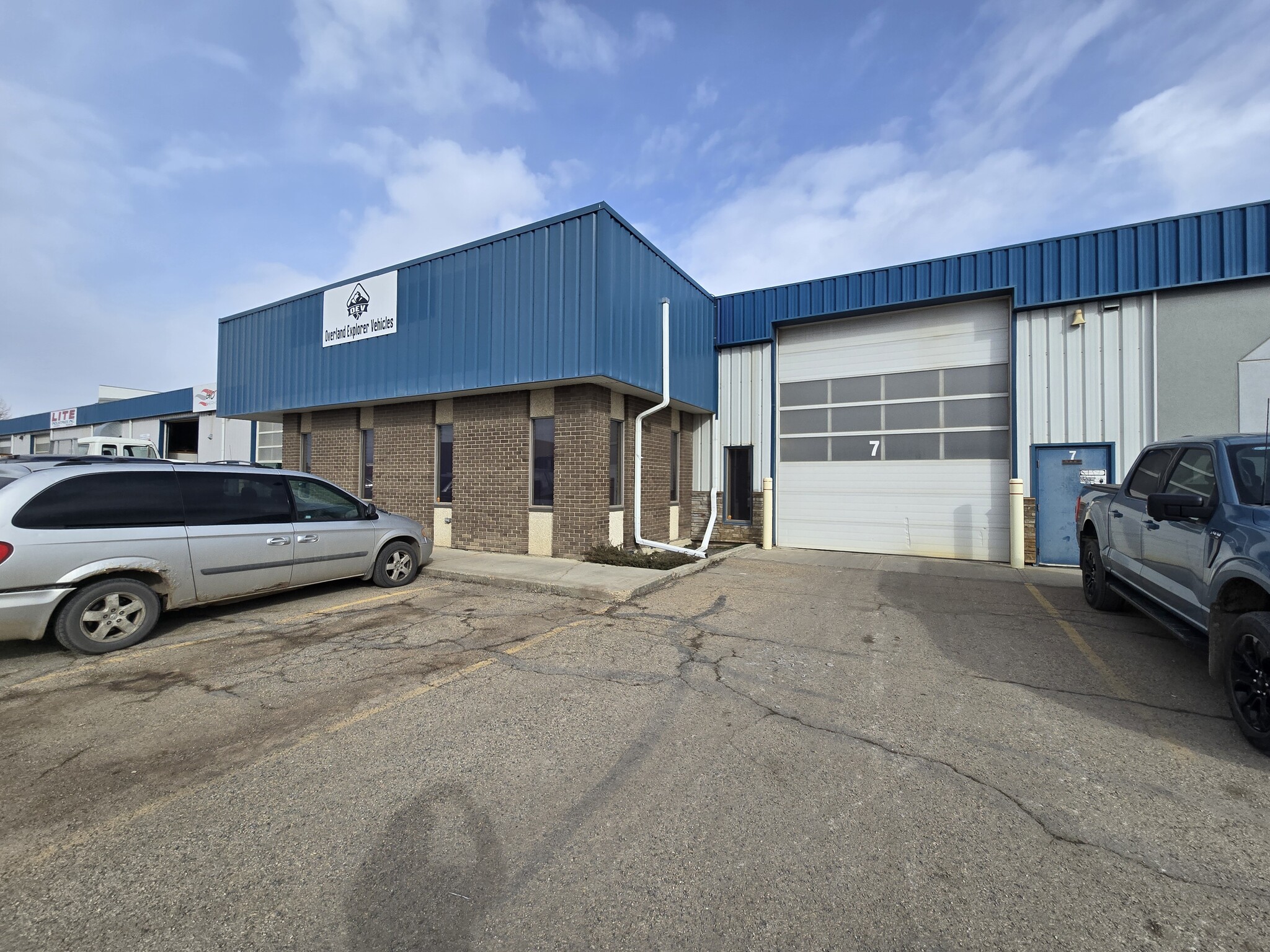 8319 Chiles Industrial Rd, Red Deer, AB for Rent