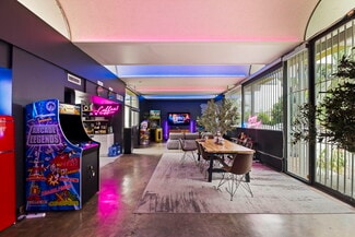 Los Angeles, CA Loft/Creative Space - 5200 Venice Blvd
