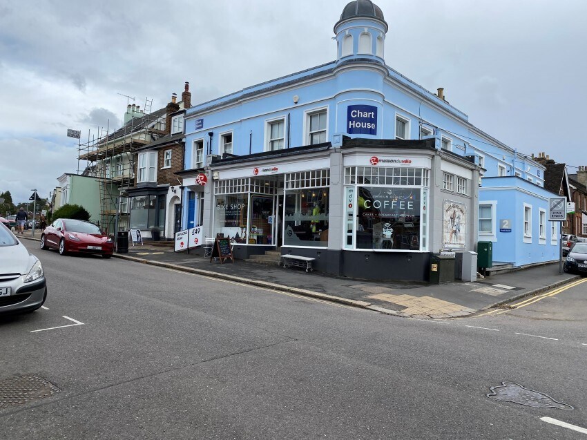 31-33 Lesbourne Rd, Reigate, SRY for Rent