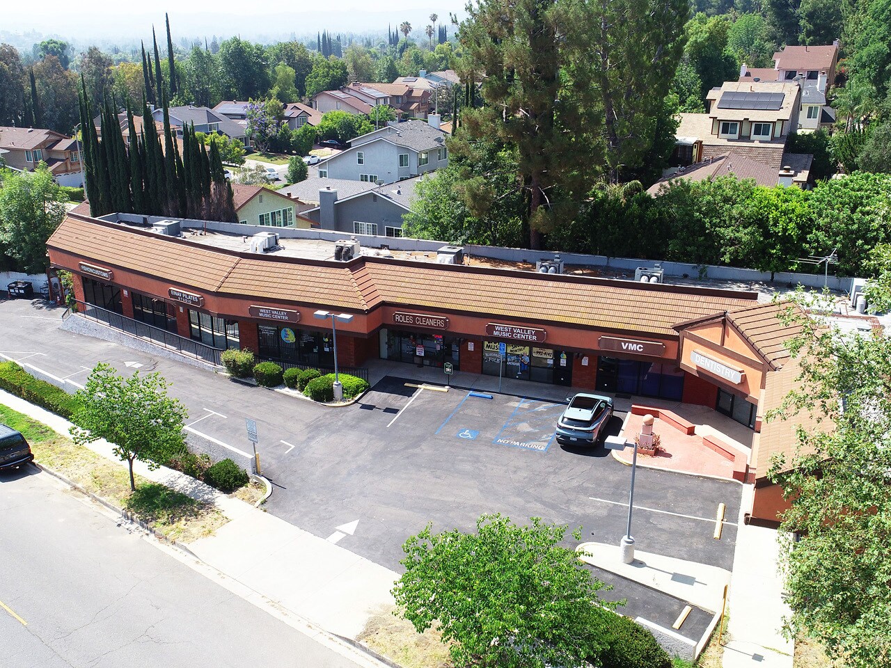24440 Vanowen St, West Hills, CA for Rent