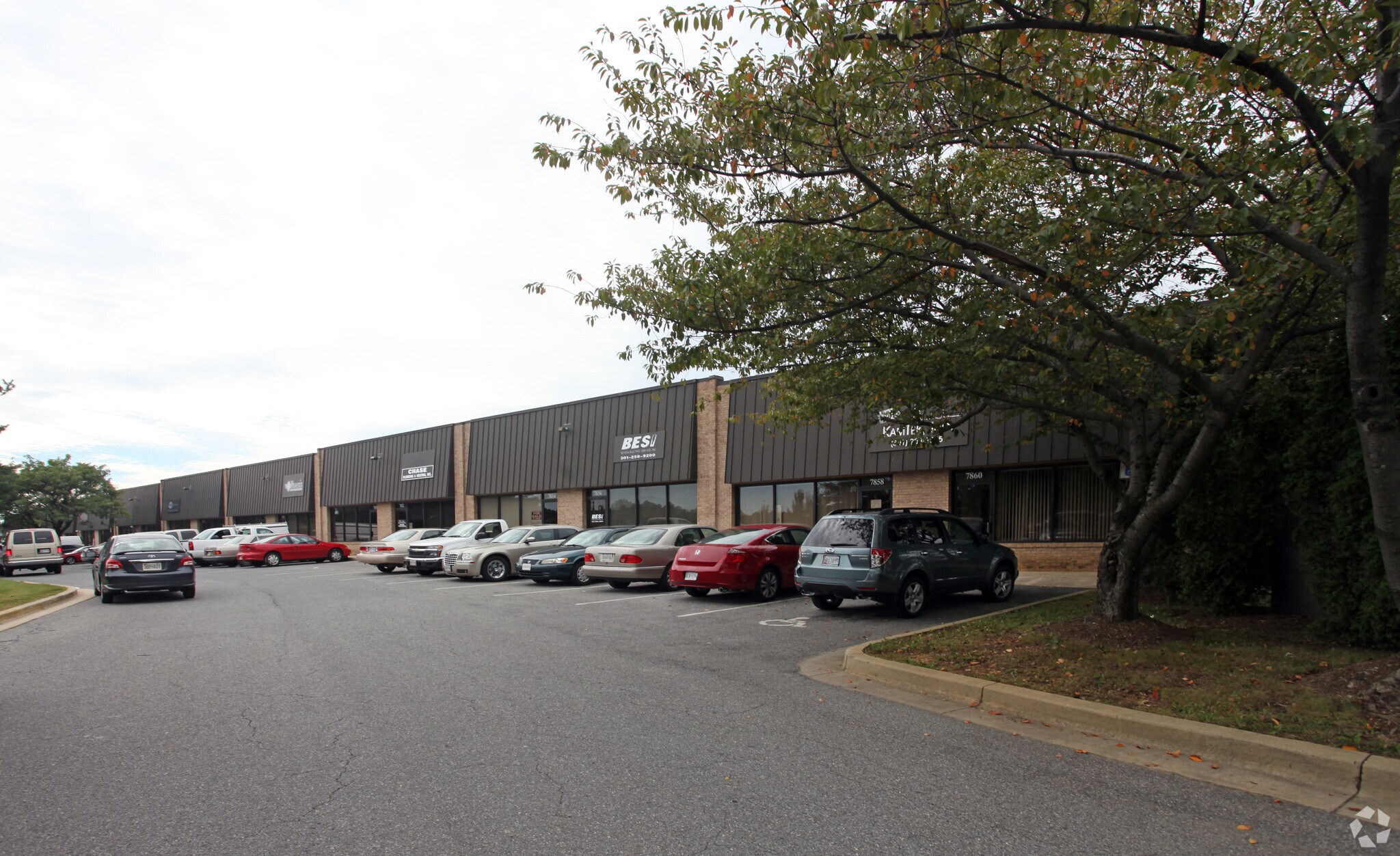 7822-7860 Beechcraft Ave, Gaithersburg, MD for Rent
