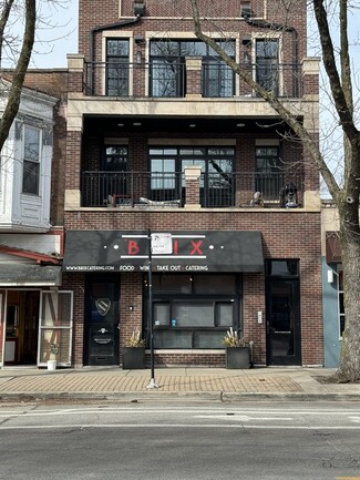 Chicago, IL Storefront Retail/Office - 2036 W Roscoe St