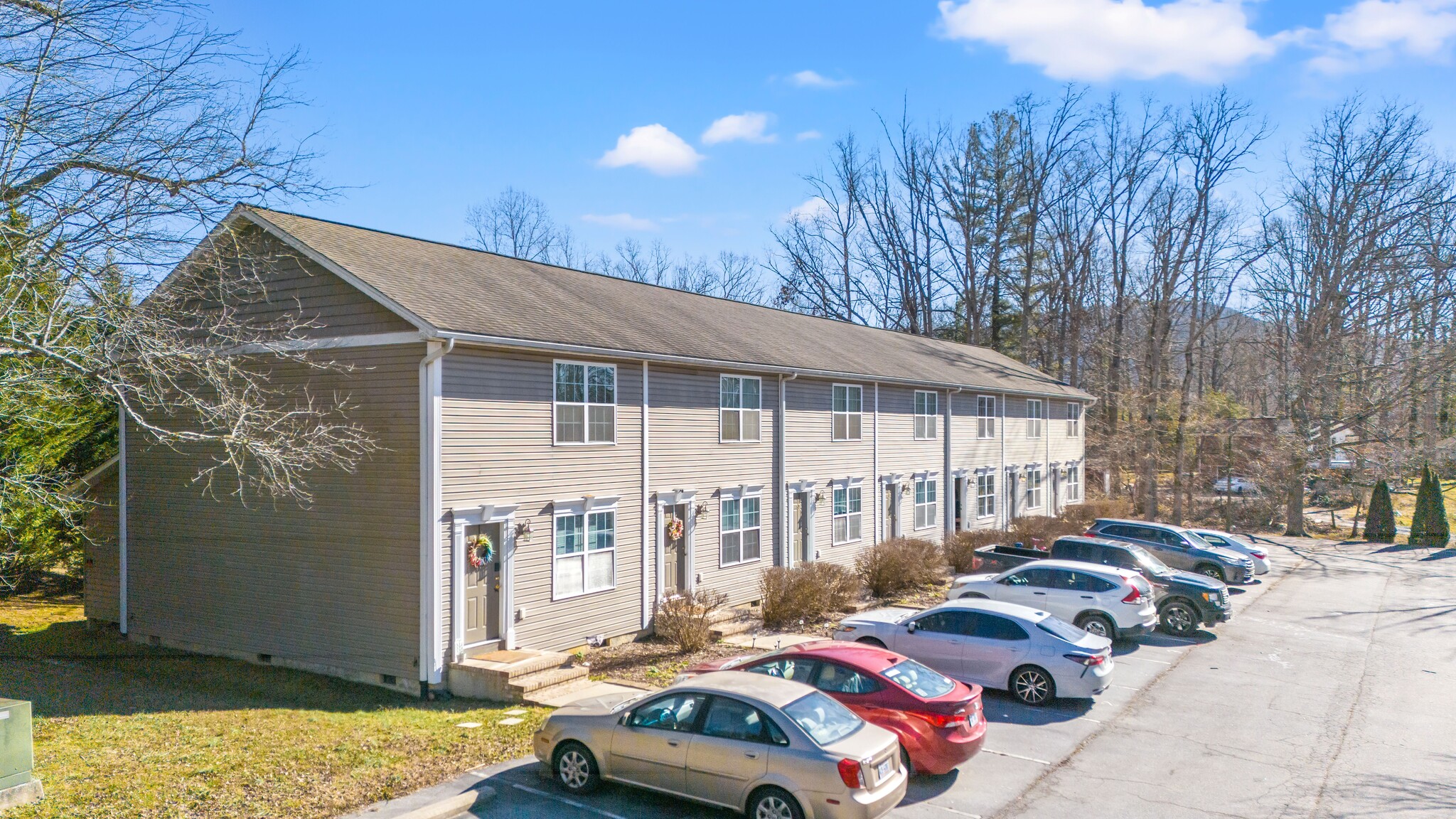 26 Meadow Glen Ct, Fletcher, NC for Sale