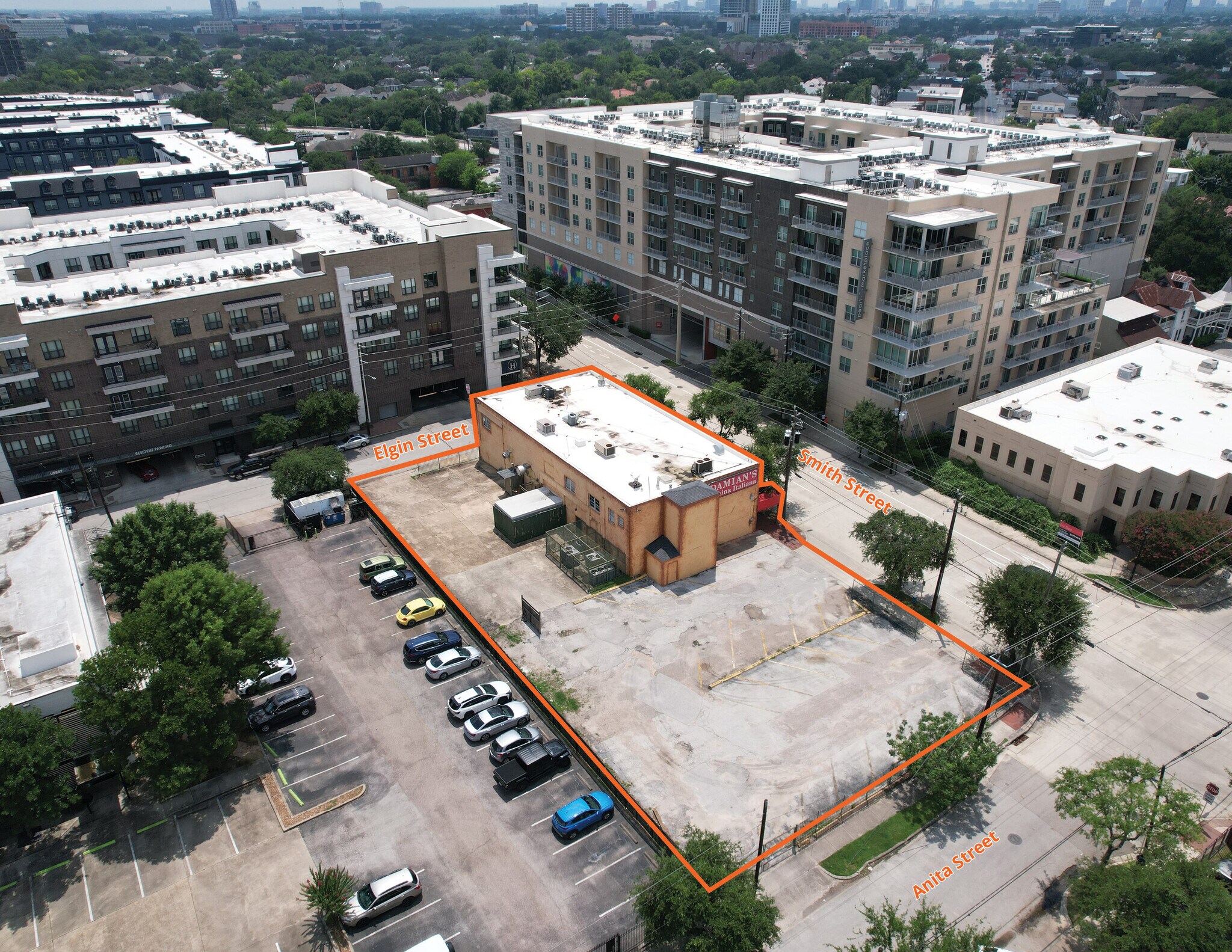 3011 Smith St, Houston, TX for Sale
