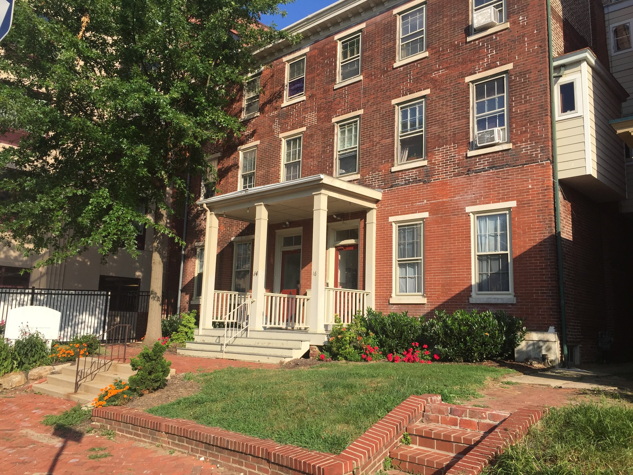 14-16 W Chestnut St, West Chester, PA for Rent