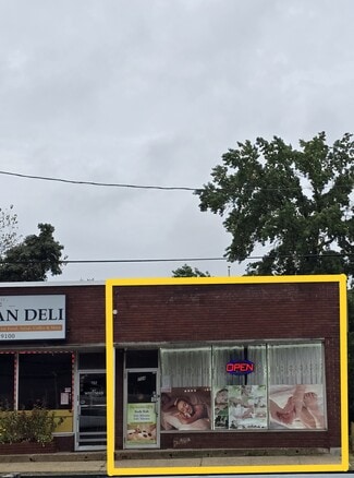 Melville, NY Office/Retail - 702-704 Walt Whitman Rd