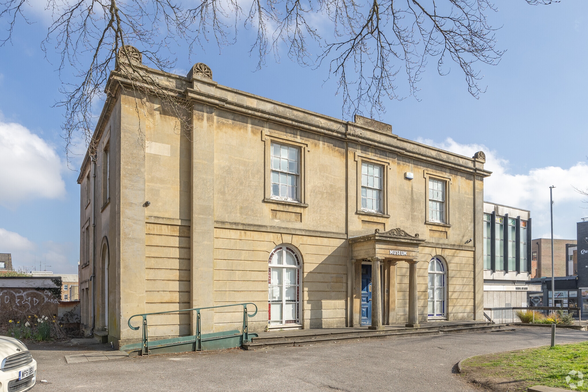 113-116 Victoria Rd, Swindon, WIL for Sale