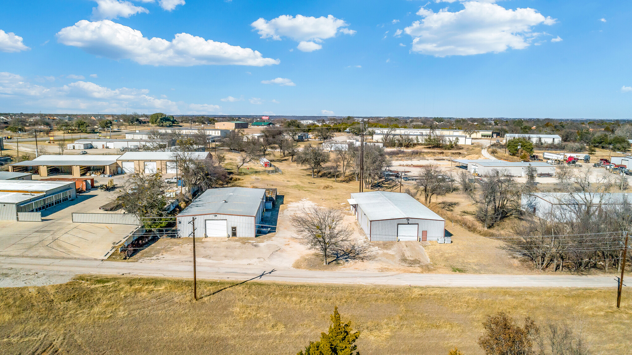 117 Samuel Dr Weatherford, TX 76085 Industrial Property for Lease on