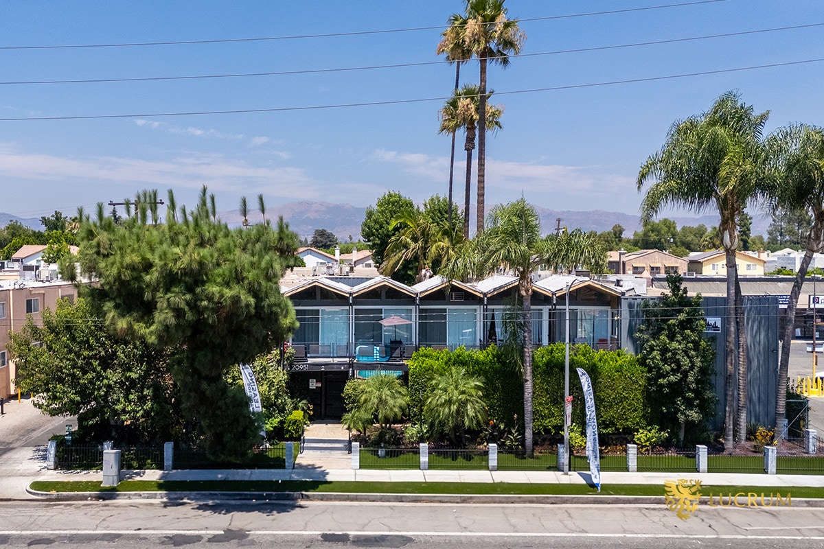 20951 Roscoe Blvd, Canoga Park, CA for Sale
